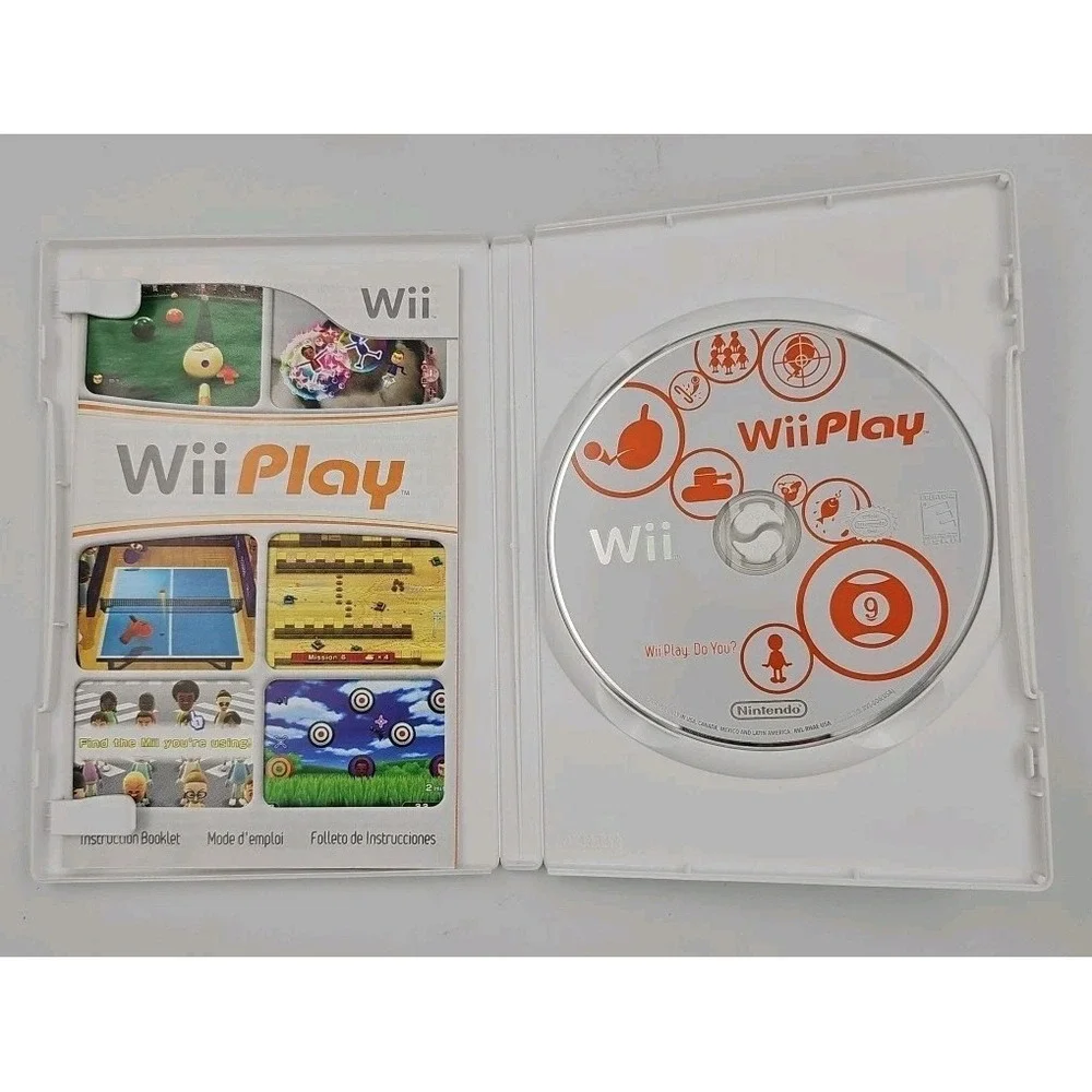 Wii Play (Nintendo Wii, 2007) Complete in Box With Manual And Insert‎ Tested